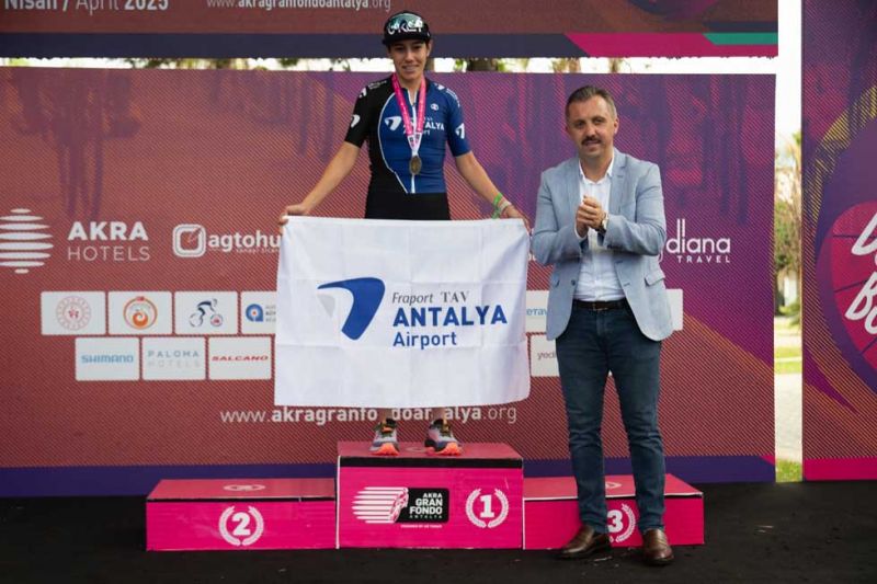 AKRA Gran Fondo’da pedallar dostluk için döndü (13).jpg
